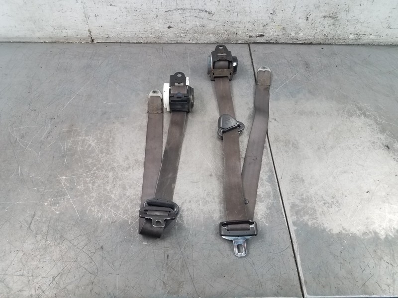 1999 Dodge Dakota R/T Seat Belt Set #7114 B2