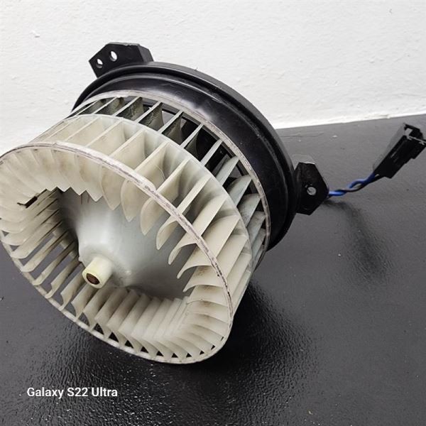 96-00 Chrysler Town & Country Front Blower Motor OEM 04882397