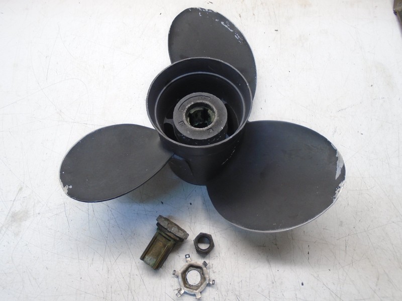 K3 Mercury Quicksilver Aluminum Propeller with hub kit 1912P17 17P