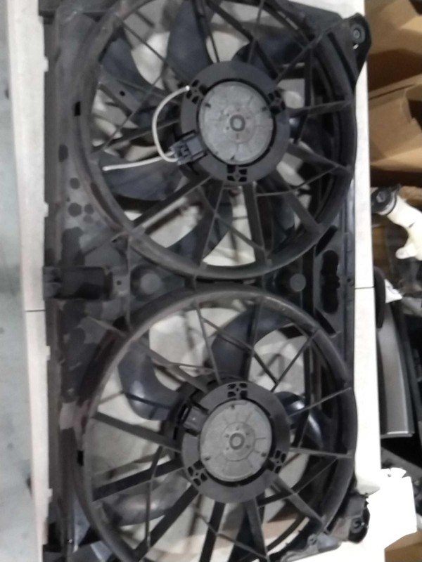 2009 Chevrolet Tahoe Engine Cooling Fan Motor OEM 5.3L 224K Miles Blue