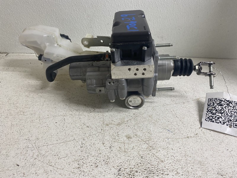 2016-2022 Toyota Prius VIN FP FU Power Brake Booster Electric Anti Lock Brakes