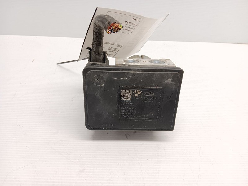 2014-2017 BMW I3 ABS Anti Lock Brake Pump Control Module 6877112