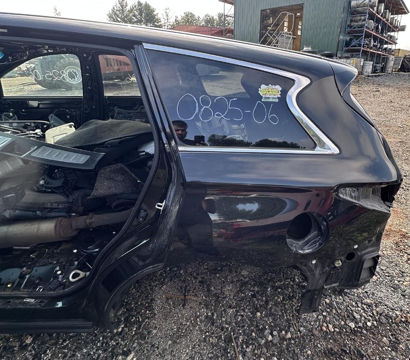2013 INFINITI JX35 REAR LEFT SIDE BODY QUARTER PANEL BLACK KH3 OEM