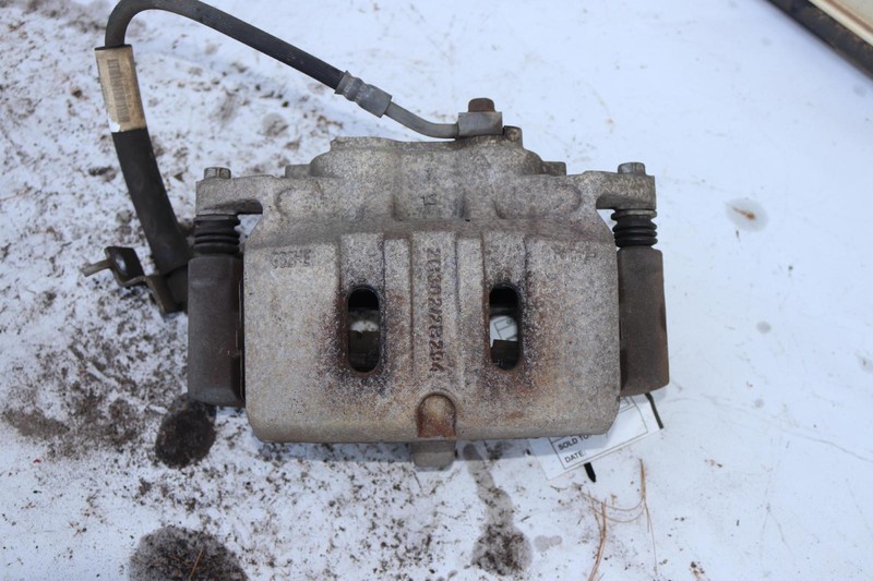 2015-2022 FORD MUSTANG FRONT LEFT DRIVER SIDE BRAKE CALIPER W/ HOSE OEM