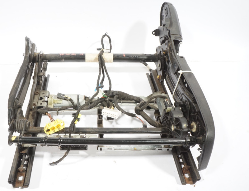 12-14 MERCEDES BENZ C300 W204 FRONT LEFT DRIVER SIDE LOWER SEAT TRACK FRAME OEM