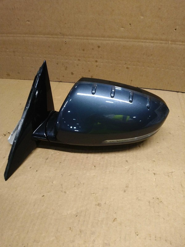 2015 KIA Cadenza Left Door Mirror Assembly Blue OEM 478363 52K Miles