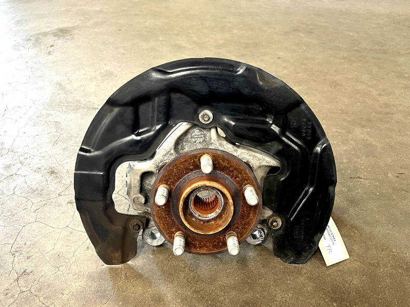 ⭐2016-2023 LINCOLN MKX AWD FRONT RIGHT PASS SIDE SPINDLE KNUCKLE HUB OEM LOT2610