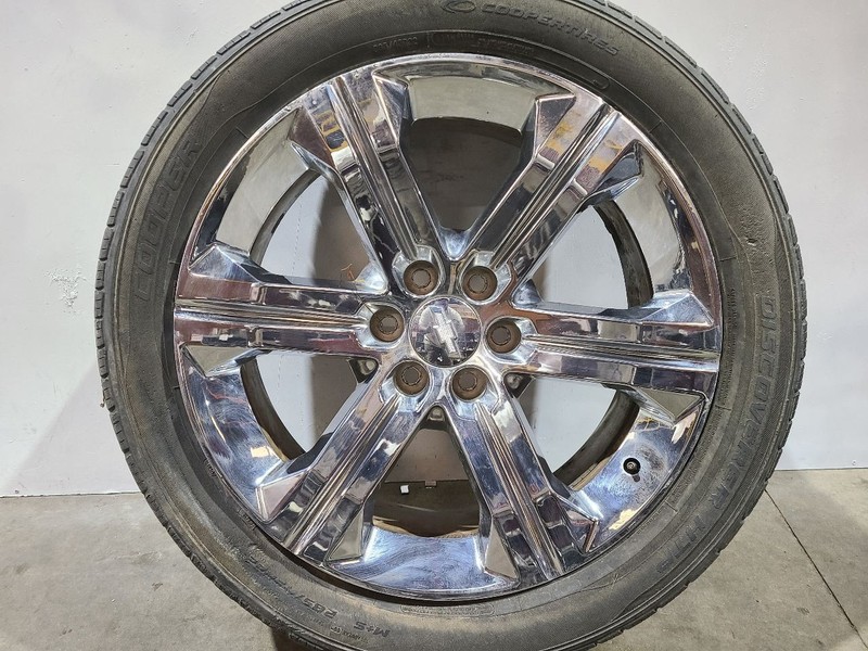 Wheel 17x7 7 Spoke Aluminum Spare Opt S2B Fits 07-20 SUBURBAN 1500 555239