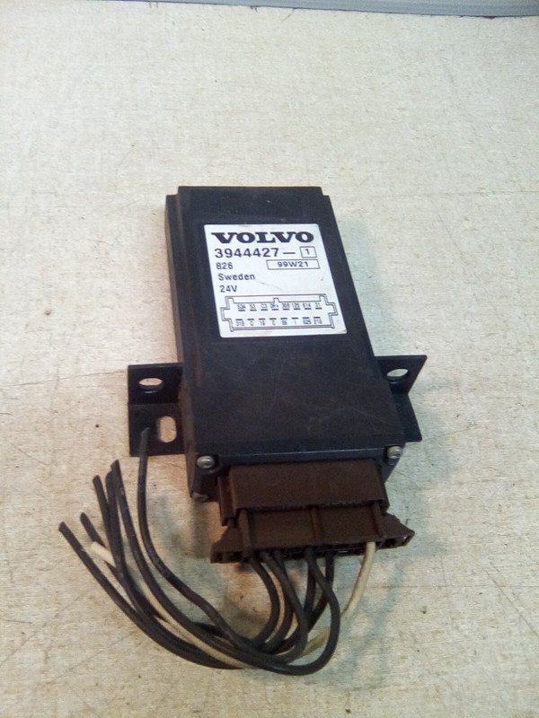 Volvo 3944427-1 Wiper Control Module