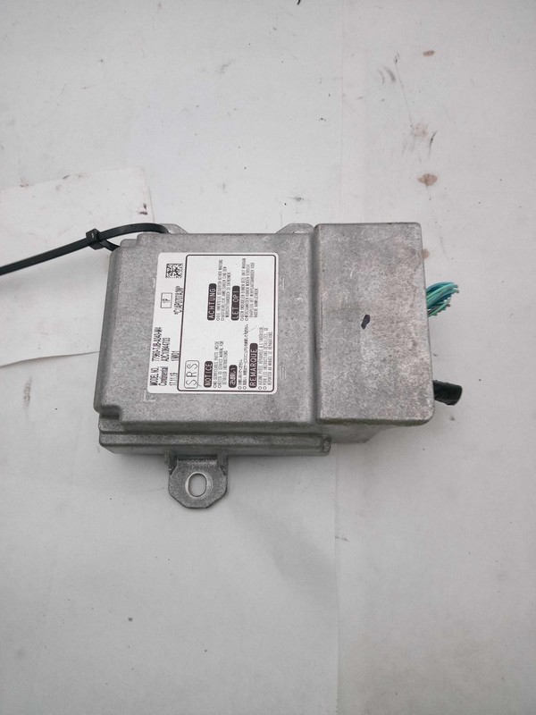 Used Air Bag Module fits: 2020 Acura Rdx Air Bag center dash Grade B