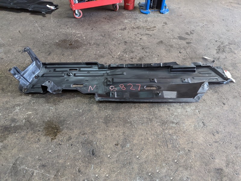 Right Floor Under Cover Splash Shield 2015 Jeep Cherokee 68264961AB 2016-2018 X
