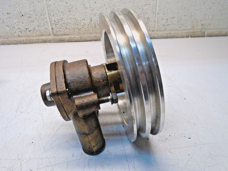 CE3 Yamaha Sherwood Raw Water Pump w/ Pulley V6 4.3LYSC-10330-00-0C