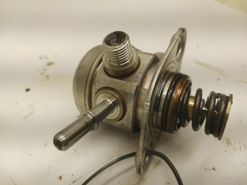 17-'20 LINCOLN MKZ Fuel injection Pump 2.0L turbo OEM 1 Year Warranty!