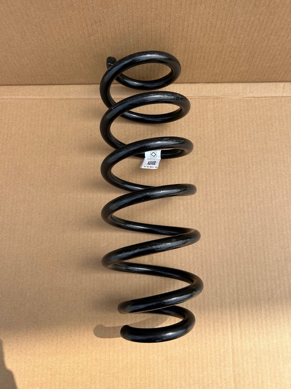 ✅2017-2023 Tesla Model 3 Front Strut Coil Spring 1044379 OEM