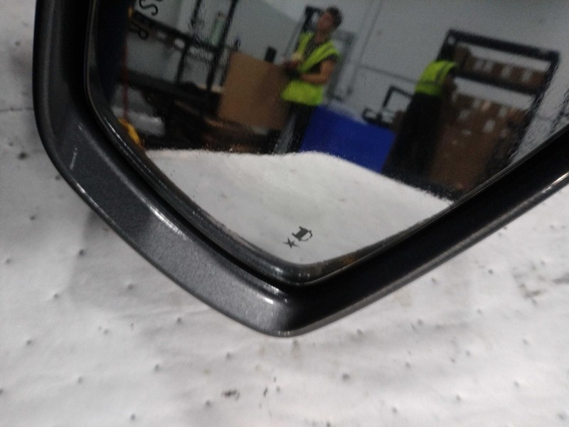 Used Right Door Mirror fits: 2018 Buick Enclave power power folding opt DNP blin