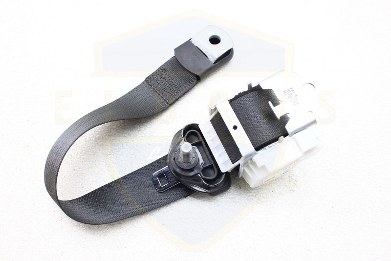 CHEVY TAHOE LT 17-20 CENTER LEFT 2ND SECOND ROW SEAT BELT BLACK SPLIT BENCH OEM