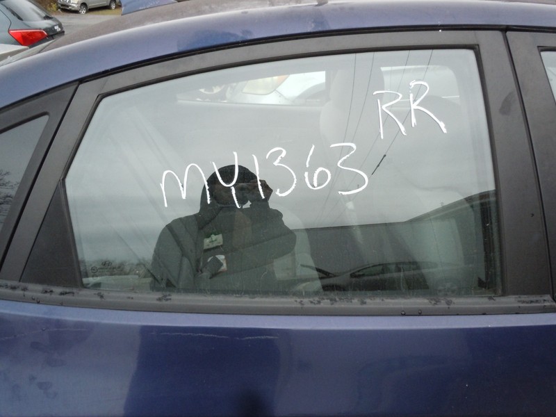 2007-2010 Hyundai Elantra Sedan Rear Door Window Glass Passenger Right RH OEM
