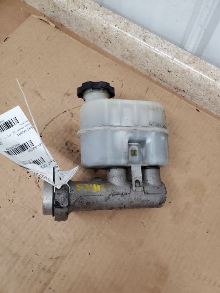 Brake Master Cylinder Fits 09-14 ESCALADE 285989