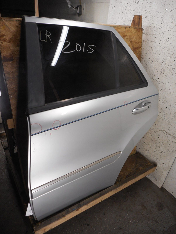 06 07 Mercedes-Benz ML500 Rear Door Assembly Left Driver OEM ML350 ML550