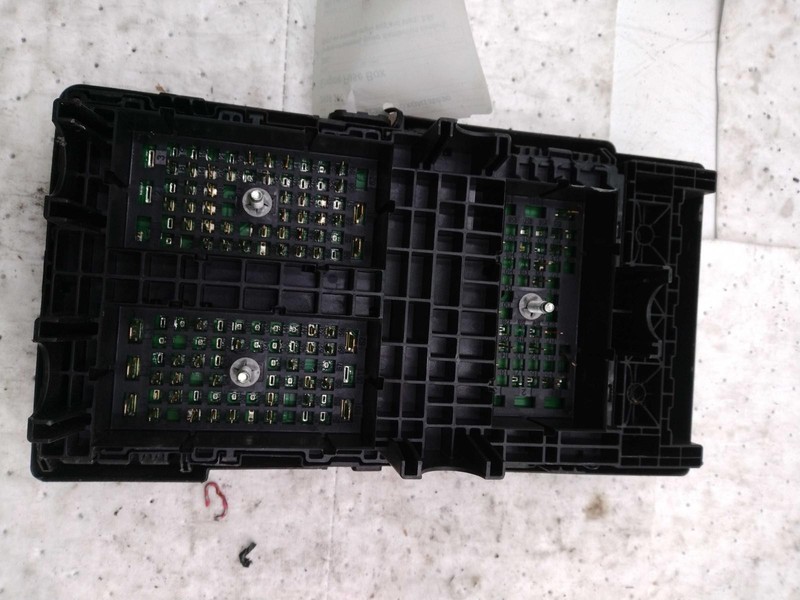 2016 Chrysler 200 OEM Fuse Box 68263035AA Silver 94K Miles - Warranty Included