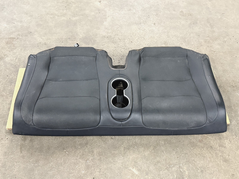 ⭐2016-2020 TESLA MODEL X REAR 3RD ROW LOWER SEAT CUSHION & CUPHOLDER OEM LOT2692