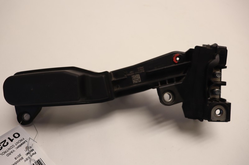 2017-2020 BMW 540I G30 ENGINE FUSE BOX CONTROL UNIT JUNCTION BLOCK OEM