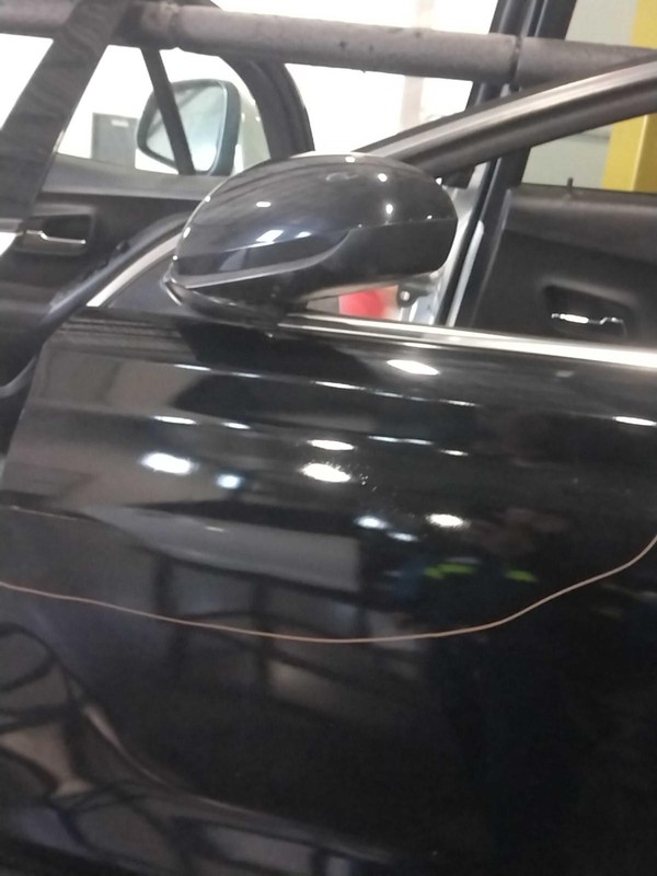 2019 Hyundai Elantra Left Front Door Black 650144 79K Miles Used