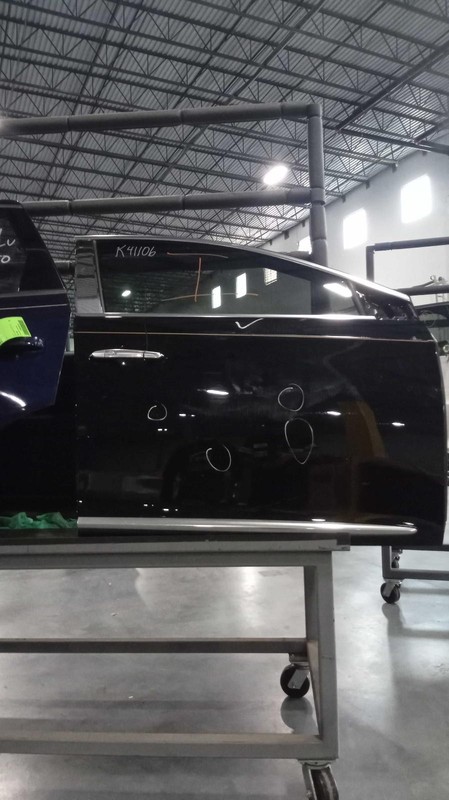 2016 Cadillac XTS Right Front Door Black OEM Used 49K Miles K41106