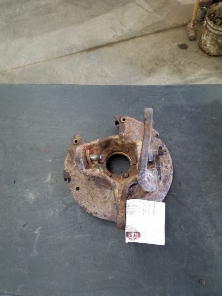 Driver Front Spindle/Knuckle Knuckle Fits 76-91 BLAZER/JIMMY (full size) 255206