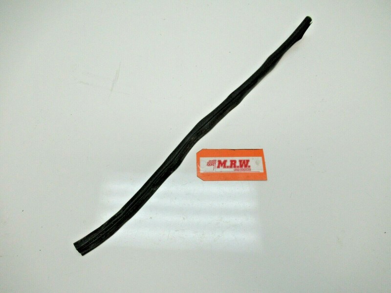 REAR DOOR RUBBER SEAL FORWARD EDGE LEFT DRIVER SIDE LR L BACK STRIP for ACADIA