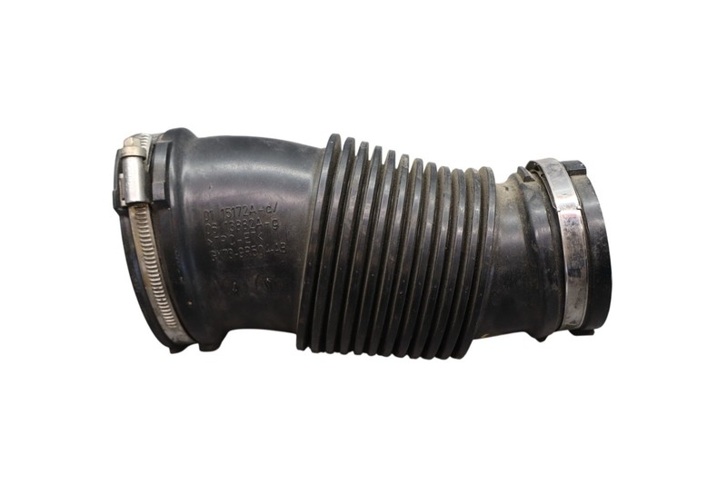 17-23 Jaguar F-Pace Engine Air Cleaner Right Intake Inlet Duct Tube Hose OEM