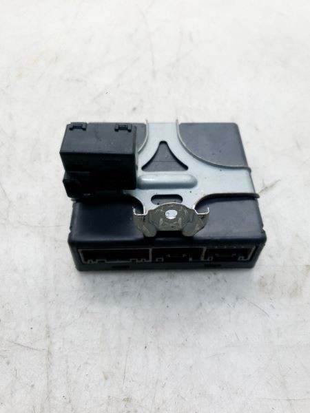 01-04 TOYOTA SEQUOIA CHASSIS ECM MULTIPLEX NETWORK BODY CONTROL MODULE ASSEMBLY