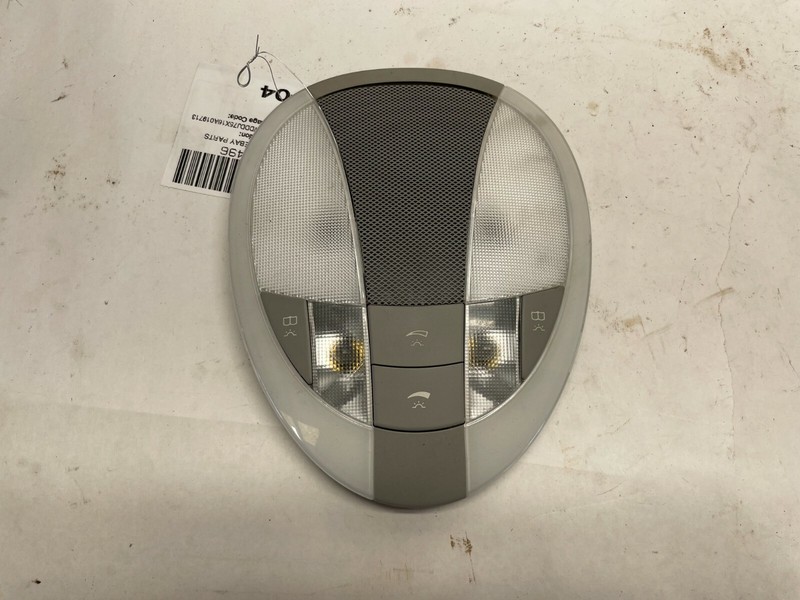 2006 MERCEDES CLS-CLASS 500 W219 OVERHEAD *REAR* DOME LIGHT LAMP 2118202001