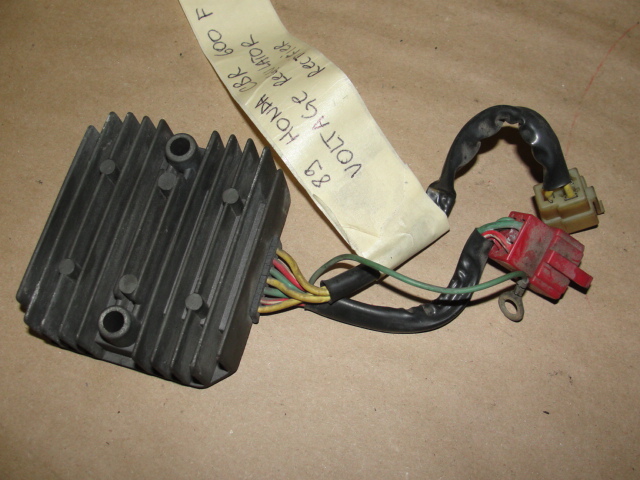 89 HONDA CBR 600 F VOLTAGE REGULATOR RECTIFIER CBR600