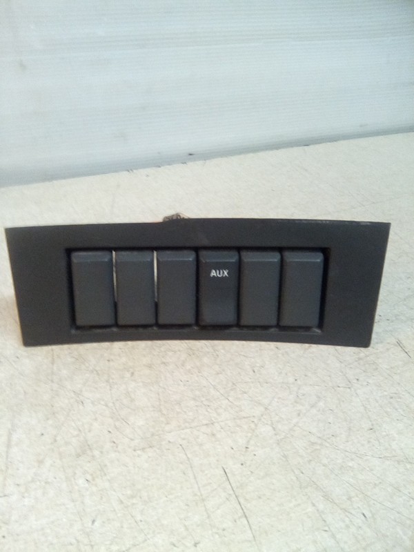Volvo International LT Rocker Switch Panel W/Aux And Blanks