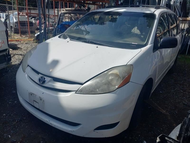 Front Bumper Fog Lamps Without Adaptive Cruise Fits 06-10 SIENNA 518038