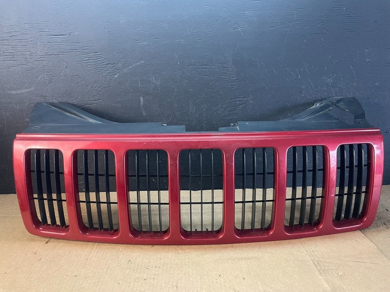 2005 2006 2007 Jeep Grand Cherokee Front Upper Grill Grille OEM ac5082 DG
