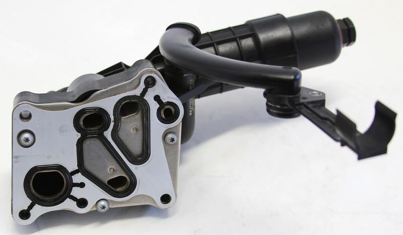 ✅ 2012-2015 MERCEDES-BENZ SLK250 OEM ENGINE OIL FILTER HOUSING 45k. W204 C250