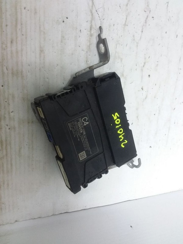 Transceiver Telephone Control Module 2019 Toyota Camry 86740-06010