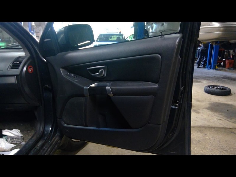 XC90 2013 Passenger Right Front Door Trim Panel 1672734
