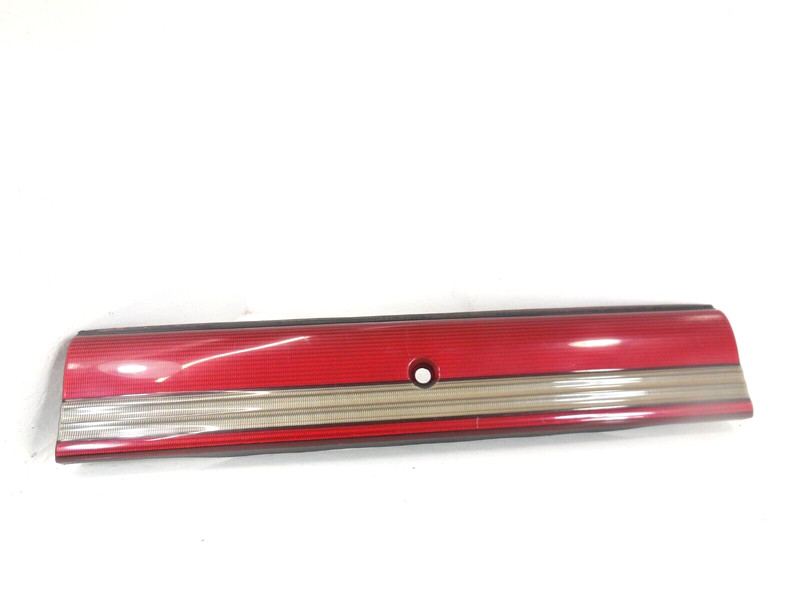 1990-1994 Chrysler Lebaron 4 Door Center Trunk Lid Tail Light Lamp OEM