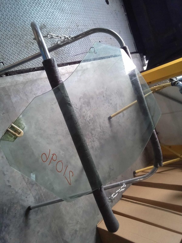 2014 RAM DODGE 1500 Pickup Right Door Glass Black OEM 342224 Used 132K Miles