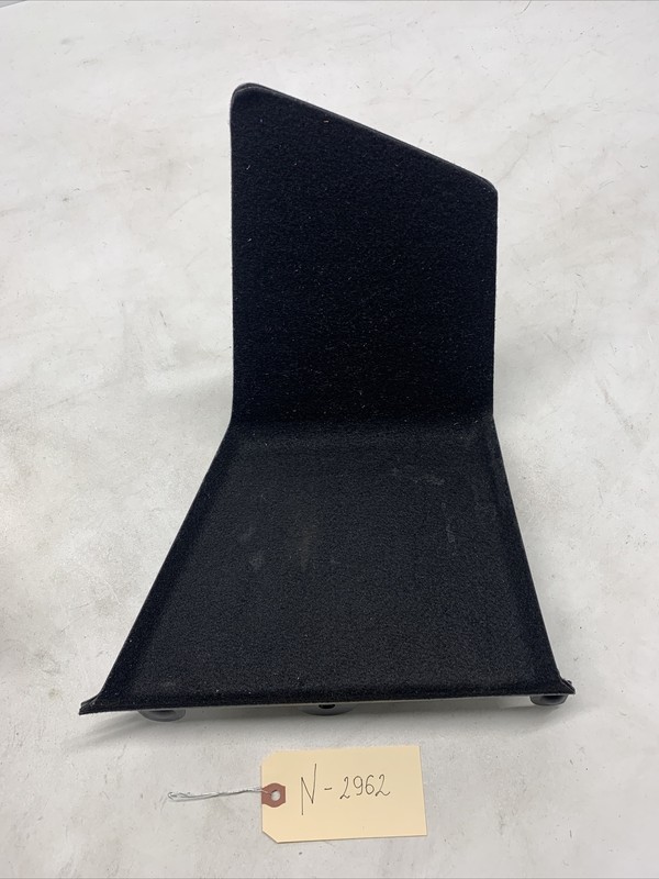 2020-22 Tesla Y Rear Trunk Right Side Pocket Bracket Trim 1492956-00-C 2962 U16