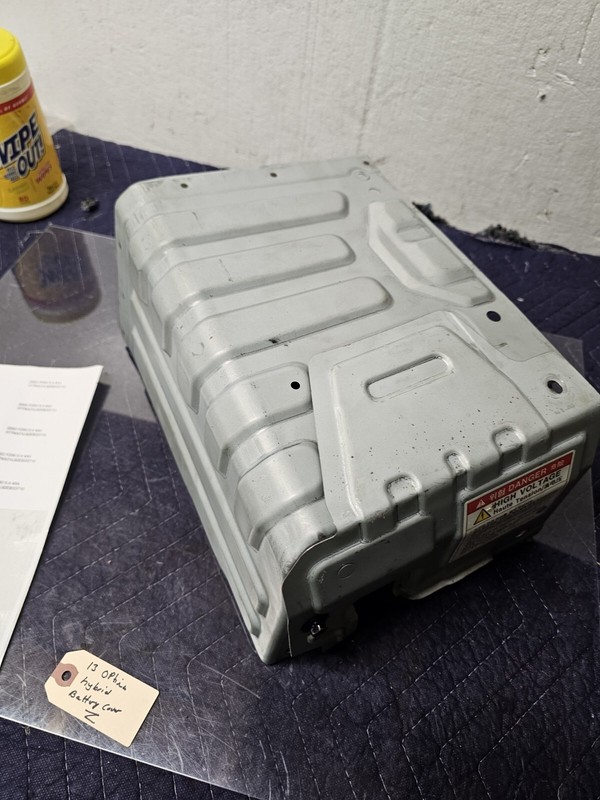 2011-2013 Kia Optima Hybrid Battery Pack COVER OEM 37511-4R000