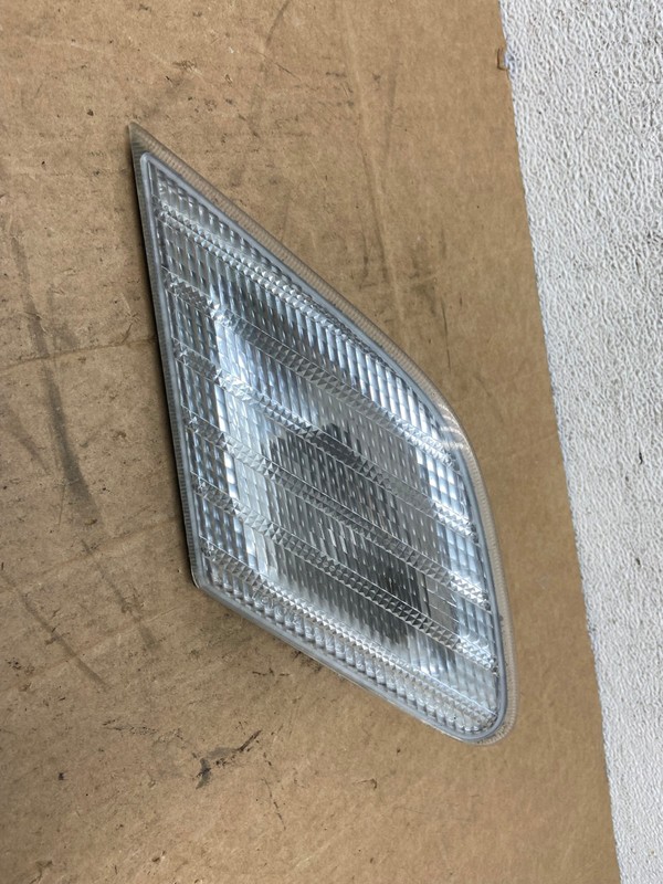 2000 2001 2002 Toyota Avalon Left Driver Lh Side Inner Tail Light Oem AD6303 LK