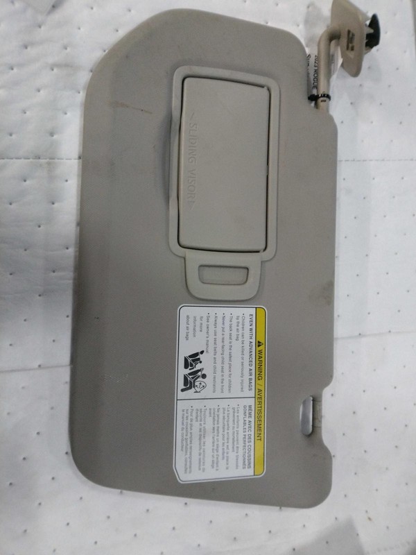 2023 Nissan Rogue Grey Sun Visor OEM Used 712104 33K Miles 4DR SUV
