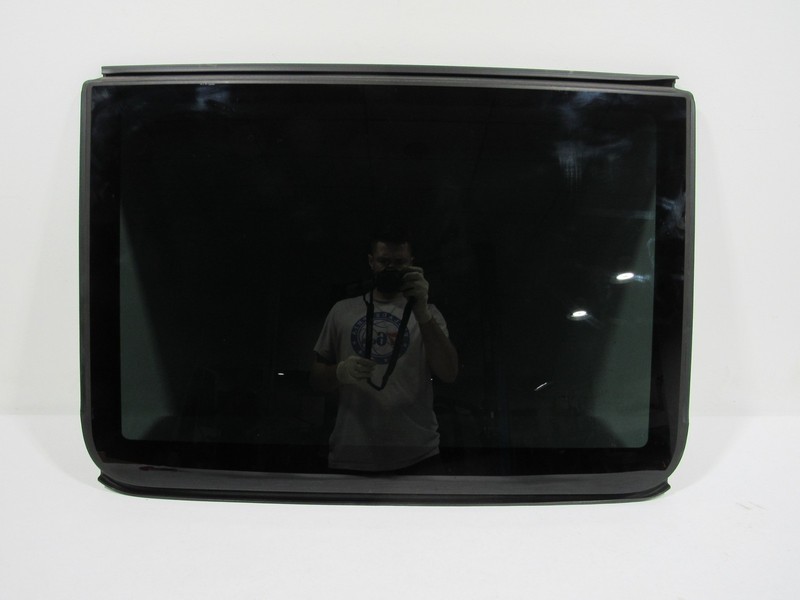 Porsche Macan 2019 Rear Panoramic Sunroof Moonroof Window Glass 19-24 ;:Y