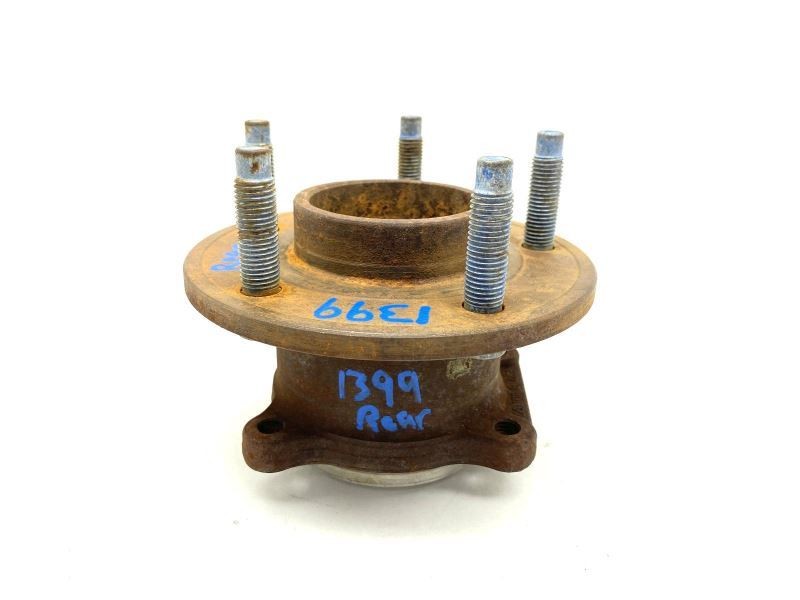 Rear Hub Wheel Bearing 13591999 Fits 2013-2017 Buick Verano 70074