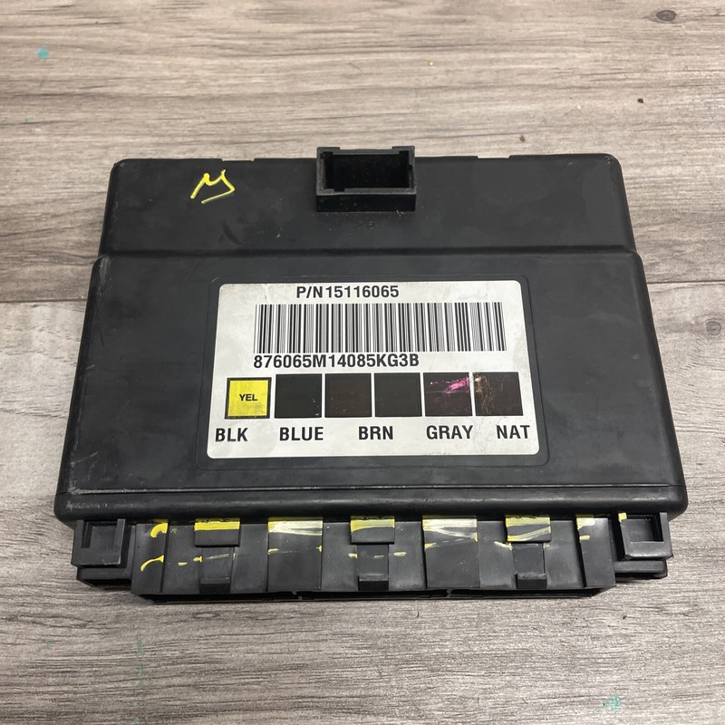 2003-2007 SILVERADO SIERRA Diesel 2500 3500 BODY CONTROL MODULE BCM OEM 15116065