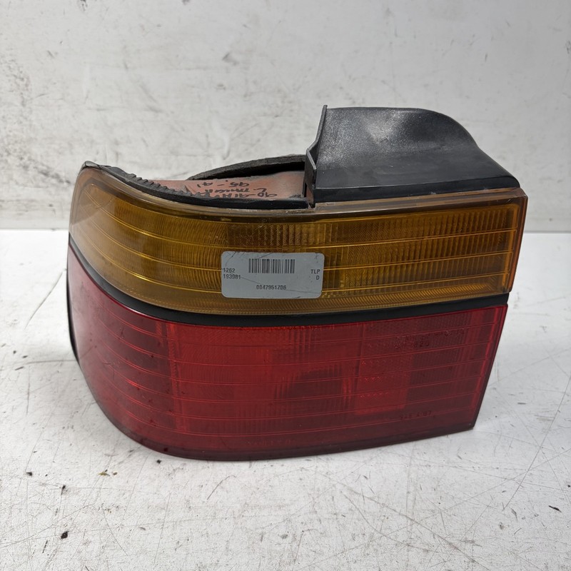 90-91 Honda Accord 2D/4D Left Tail Light 33550-SM4-A02 OEM